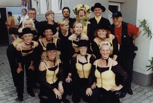 2003_10_4.LD Convention -Team.jpg